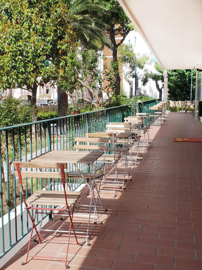 Hotel Blumen San Benedetto del Tronto Buitenkant foto