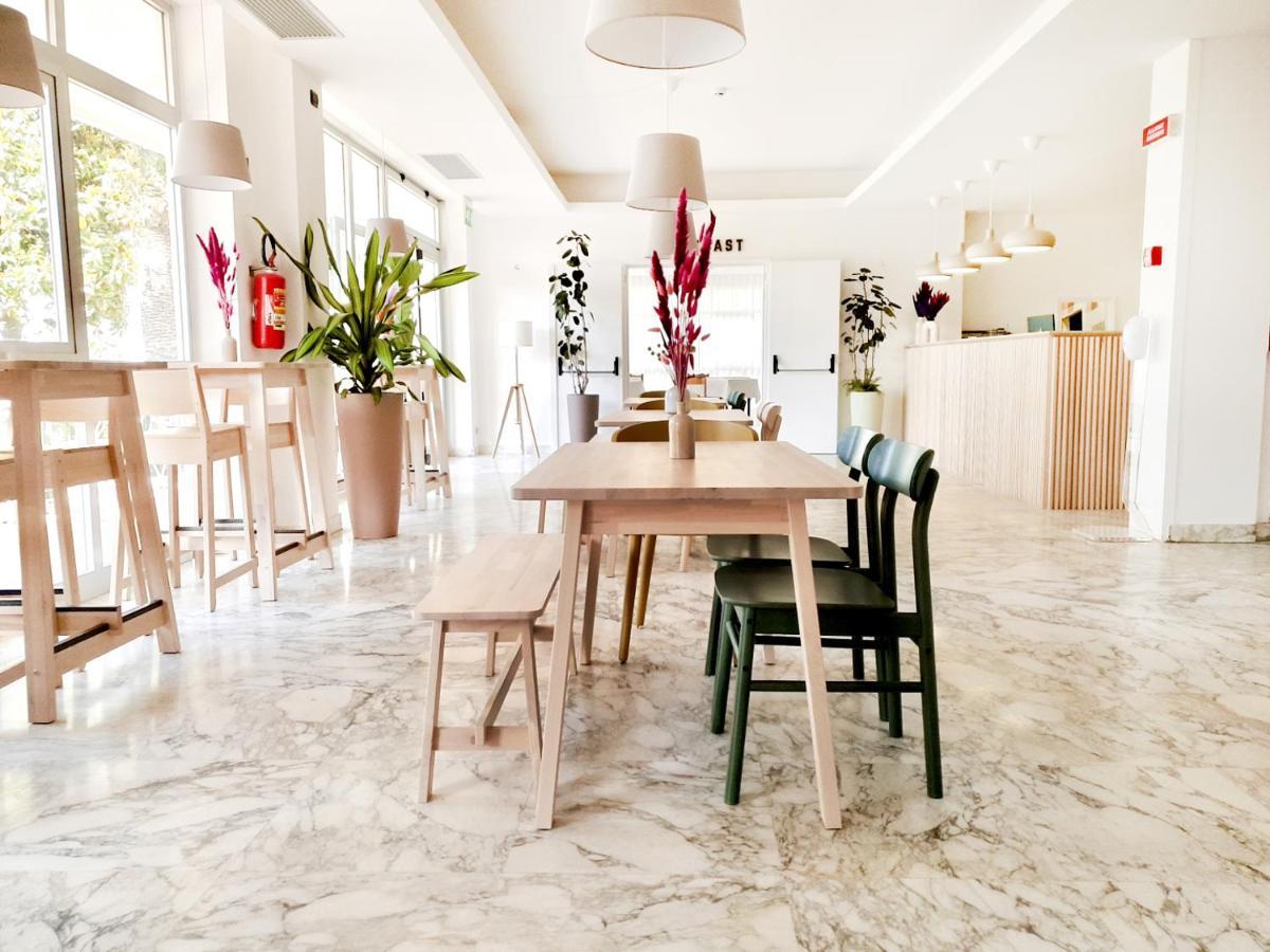 Hotel Blumen San Benedetto del Tronto Buitenkant foto